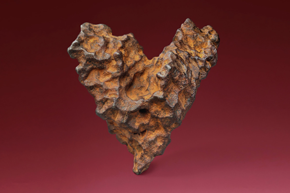 Christie's  метеорит в виде сердца